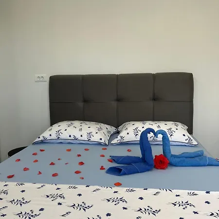 Fjaka * Valtura