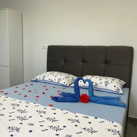 Apartment Fjaka