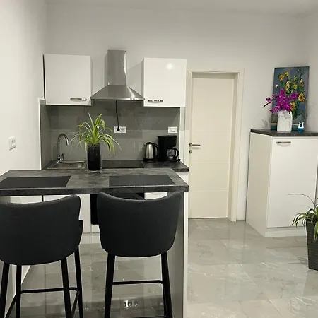 Appartement Fjaka